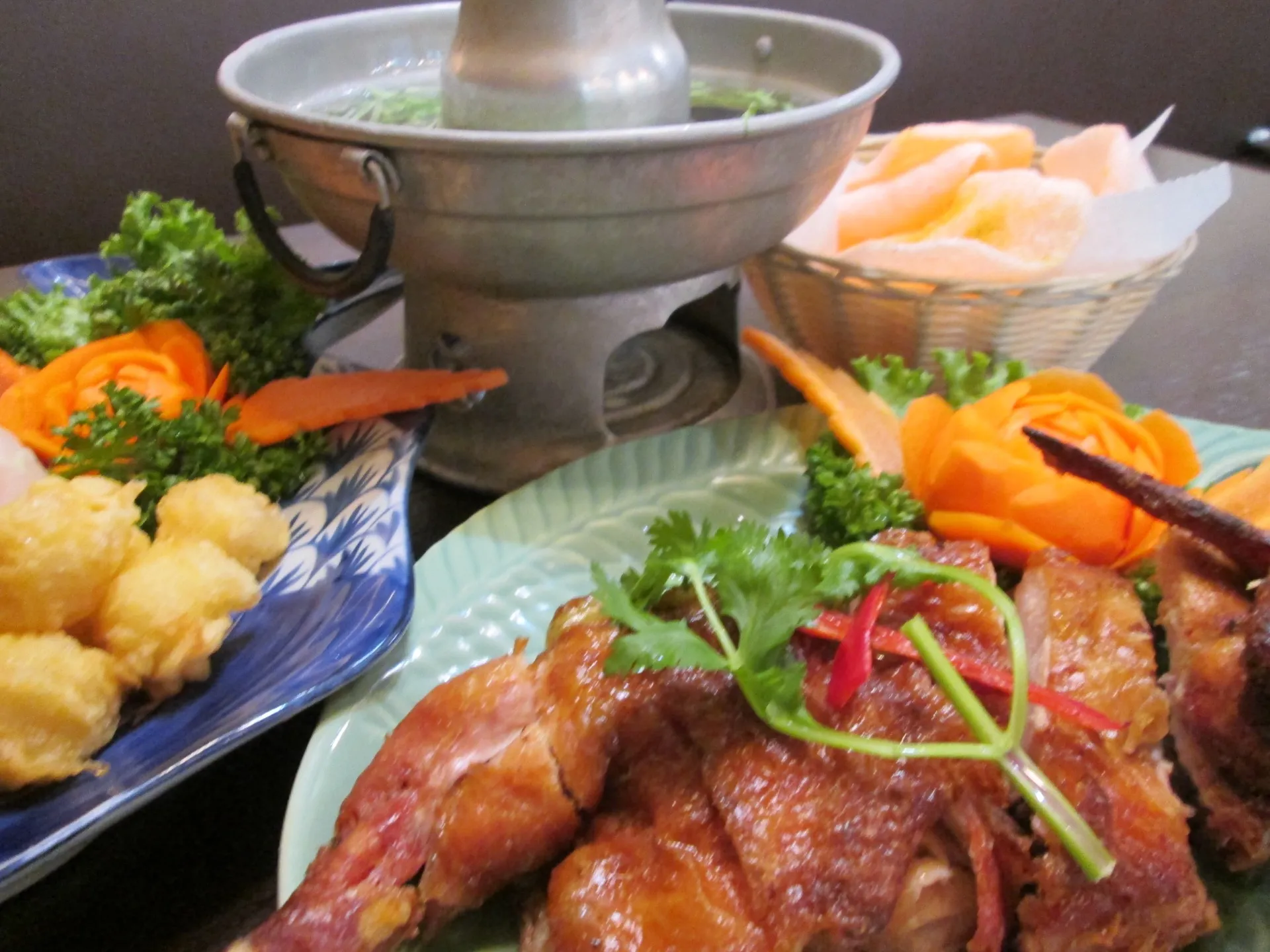 タイならではの料理が味わえるディナー